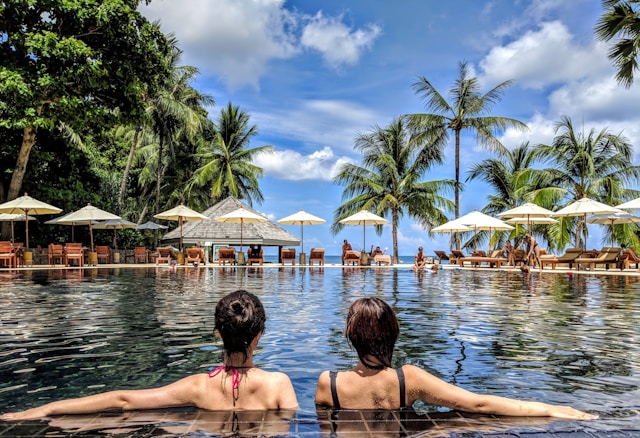 women pool